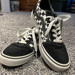 black and white vans barely worn
